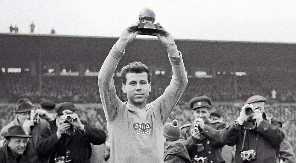 Josef Masopust, 1931-2015