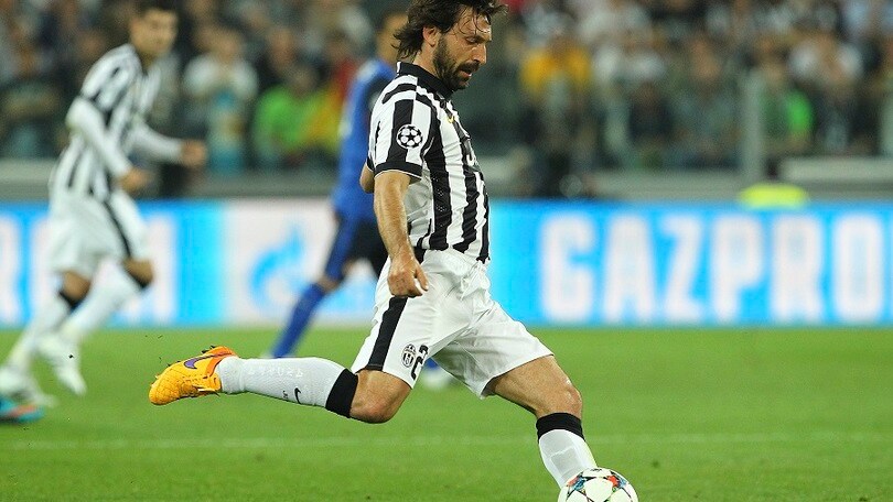 Juve, Pirlo vola a New York: stile anche nel saluto