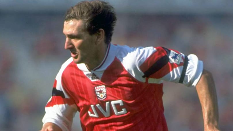 Bandiere al vento / Tony Adams