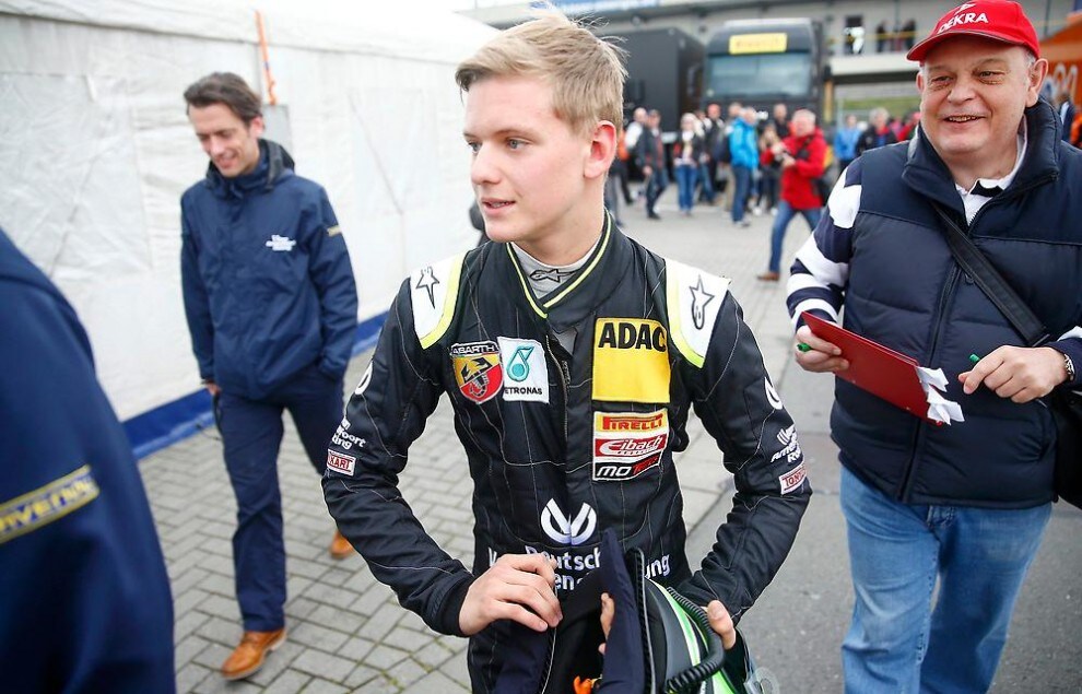 F1, Ferrari e Mercedes a caccia di Mick Schumacher