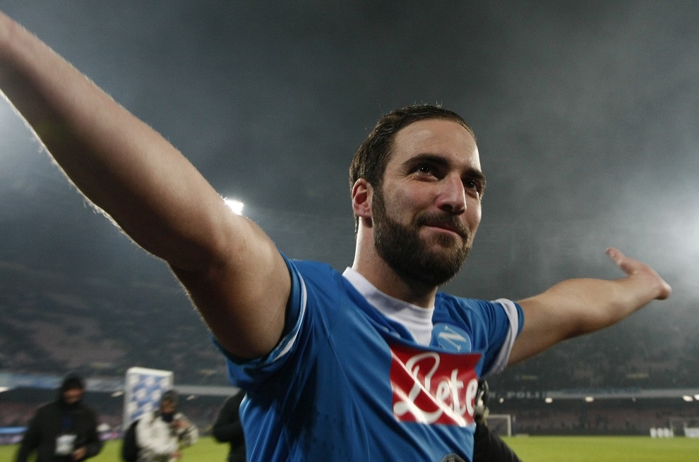 Napoli, il lungo addio di Higuain e l'ultimo passo di De Laurentiis
