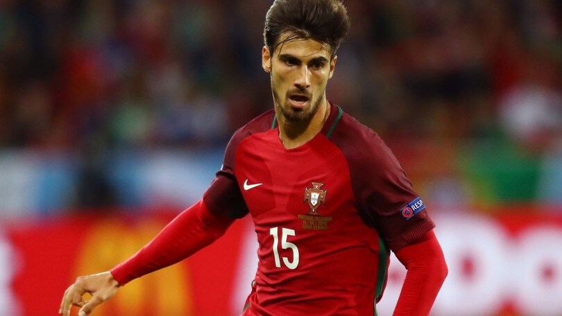 Calcio: Immobile vicino alla Lazio, André Gomes al Barça