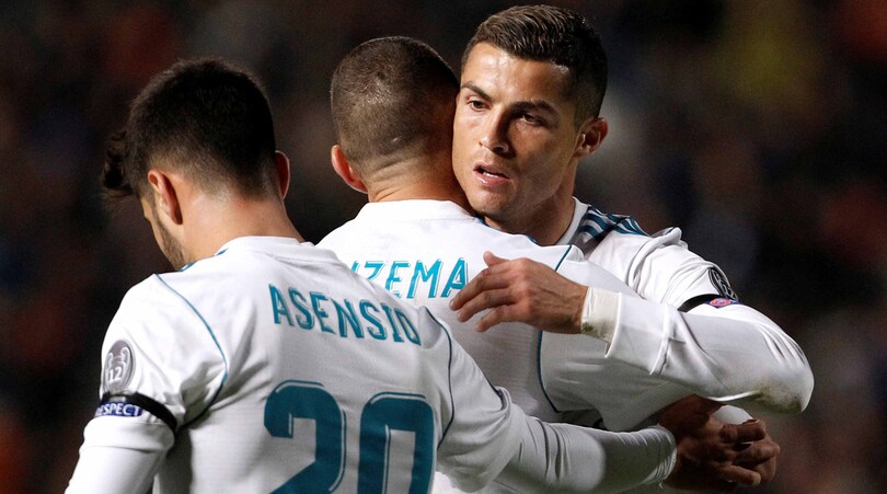 Real, via i fantasmi