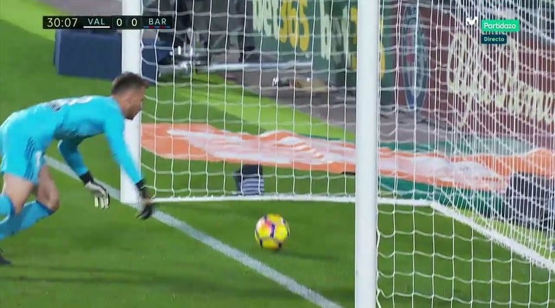 Messi, clamoroso gol non visto