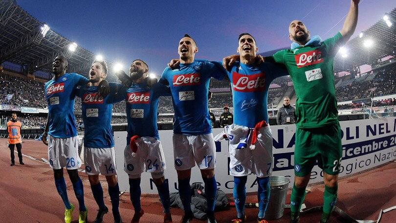 Napoli, Natale in vetta