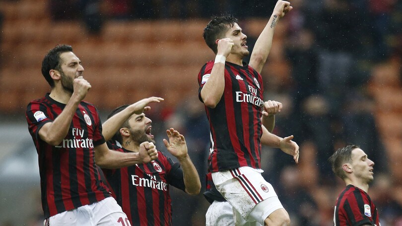 Milan, festa in rimonta col Chievo
