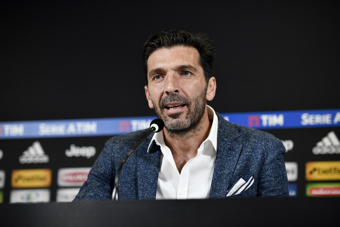 Buffon e i dirigenti da Juventus