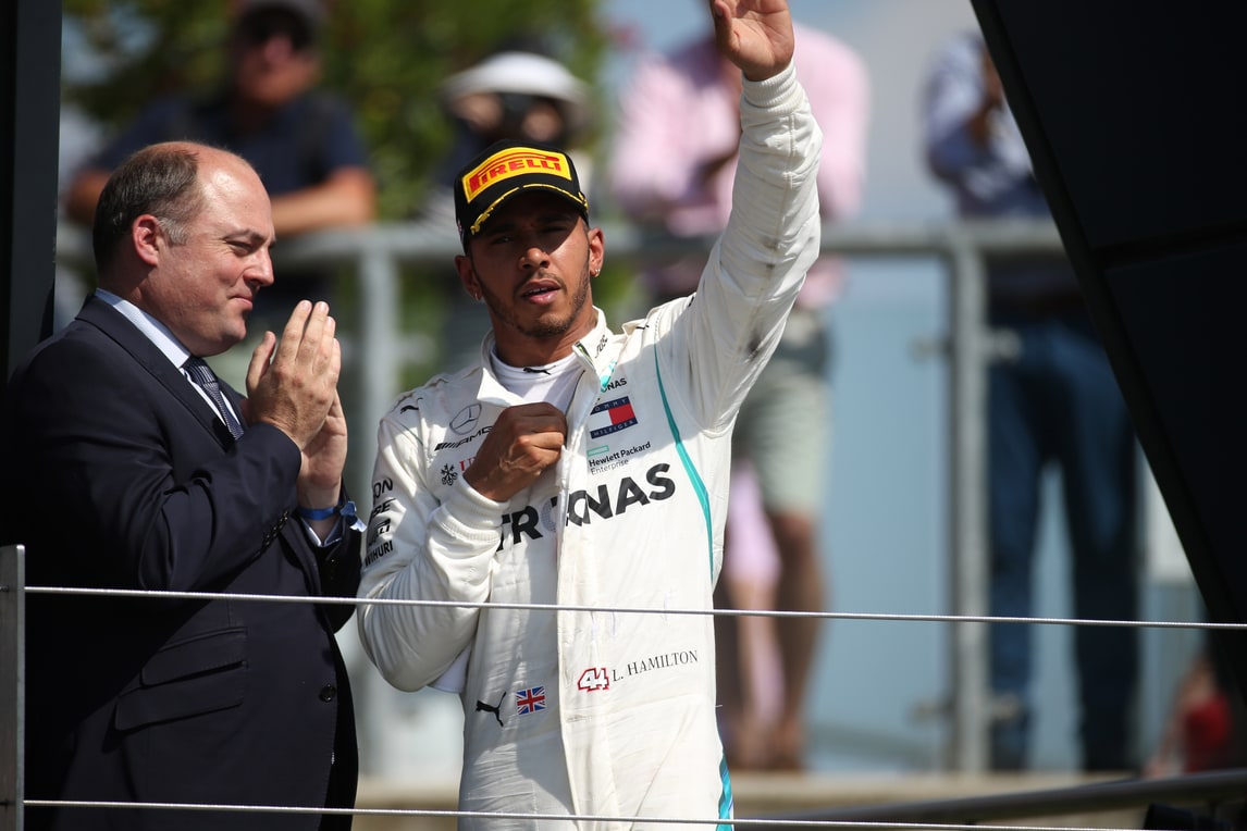 F1, Hamilton e il rinnovo con Mercedes