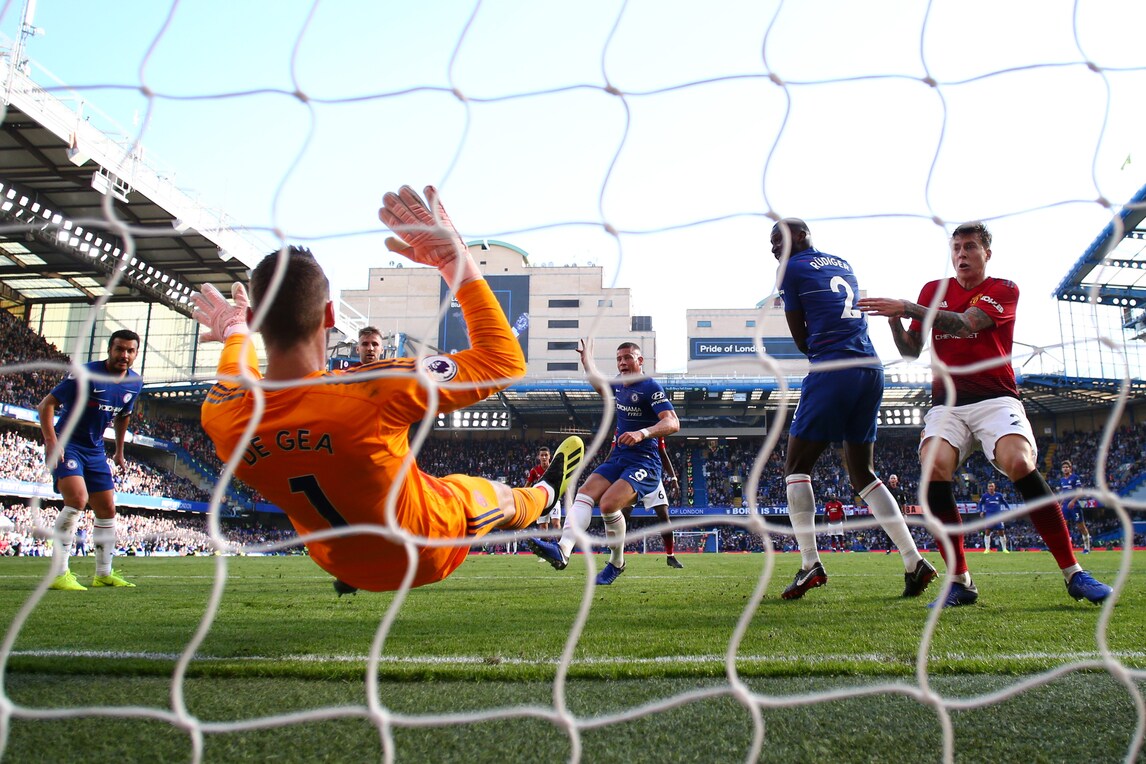 Chelsea-Manchester Utd, pari con emozioni a Stamford Bridge