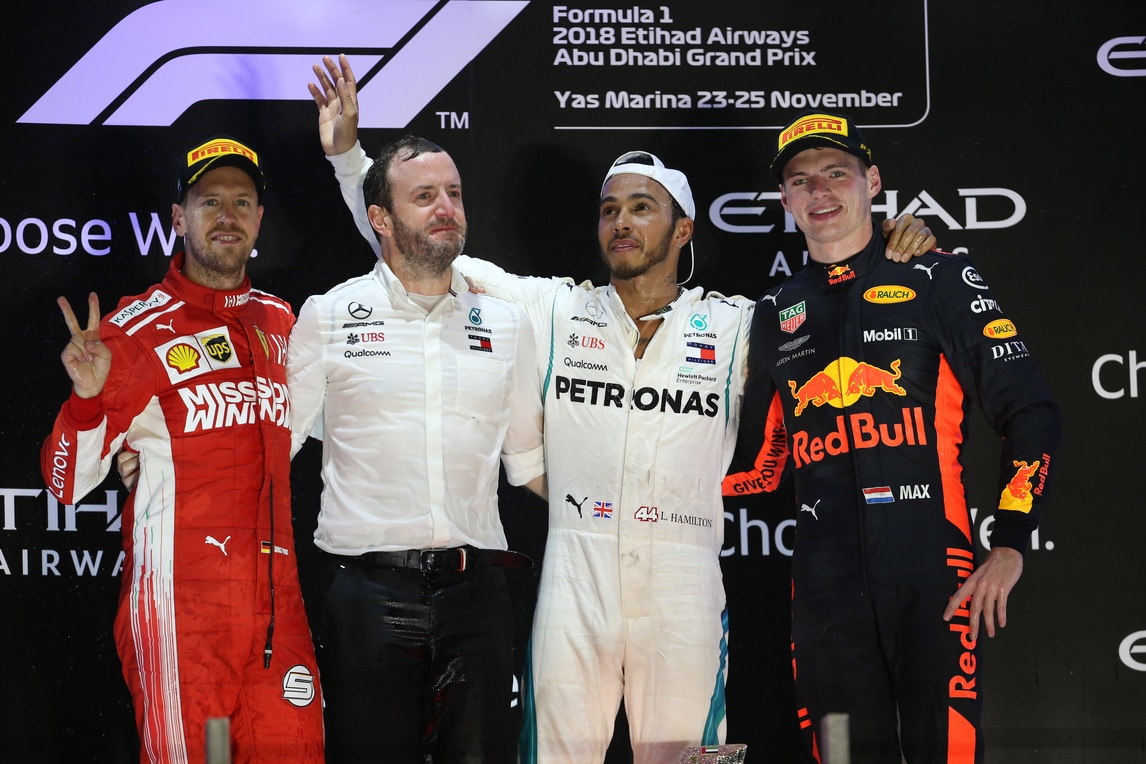 F1 Abu Dhabi: Hamilton, Vettel e l'omaggio a Fernando Alonso
