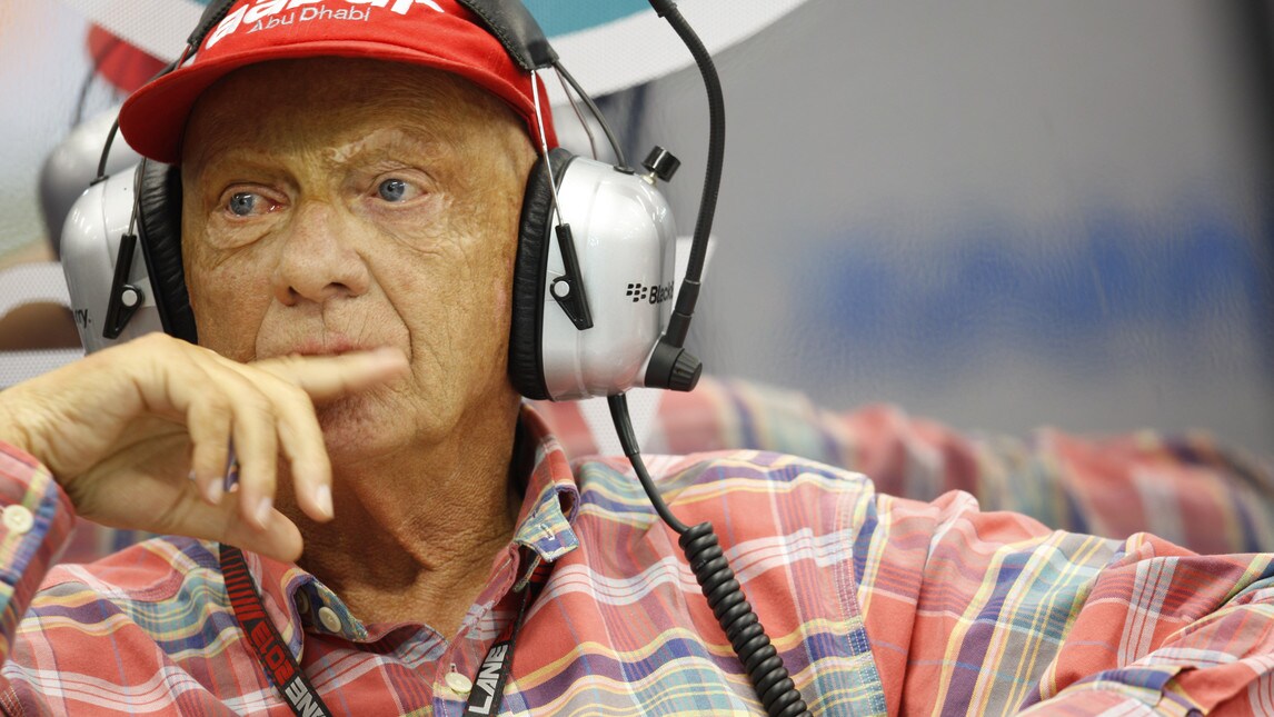 Niki Lauda dimesso dall’ospedale di Vienna, passata la paura