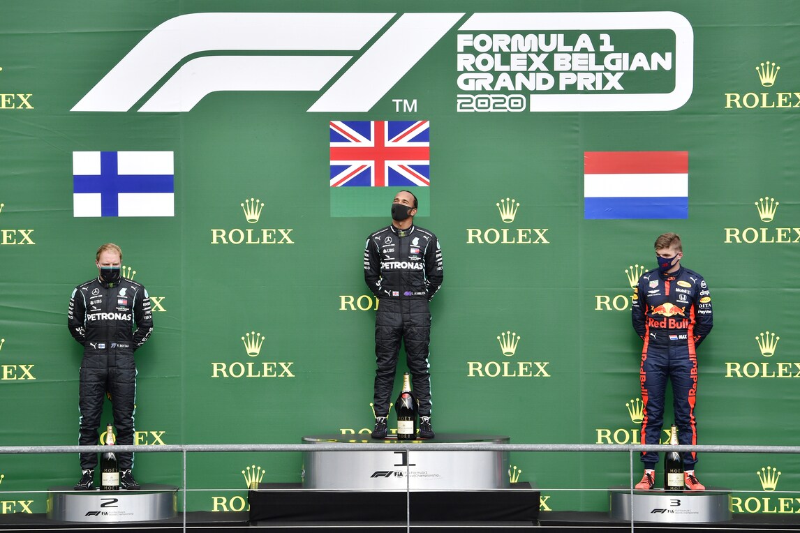 F1 Belgio: Hamilton mattatore a Spa, disastro Ferrari