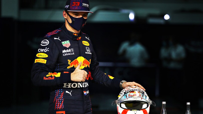 F1 Bahrain: Verstappen in pole davanti a Hamilton, Leclerc quarto