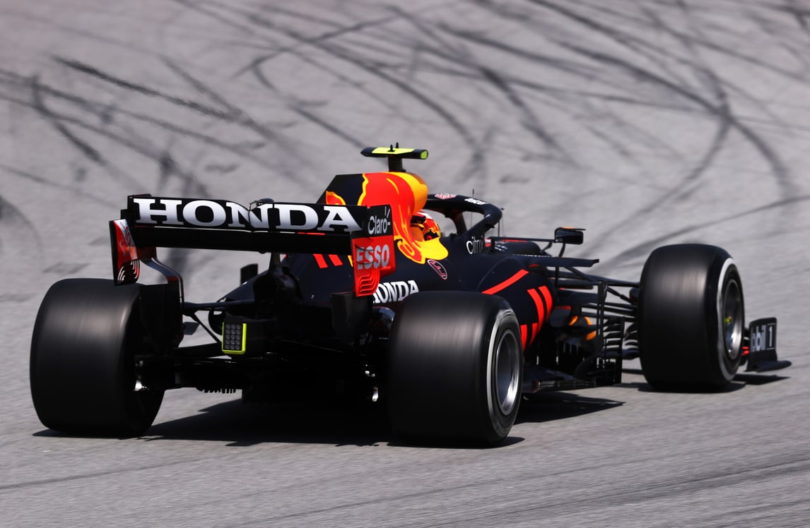 F1: Mercedes, Red Bull e le ali della discordia