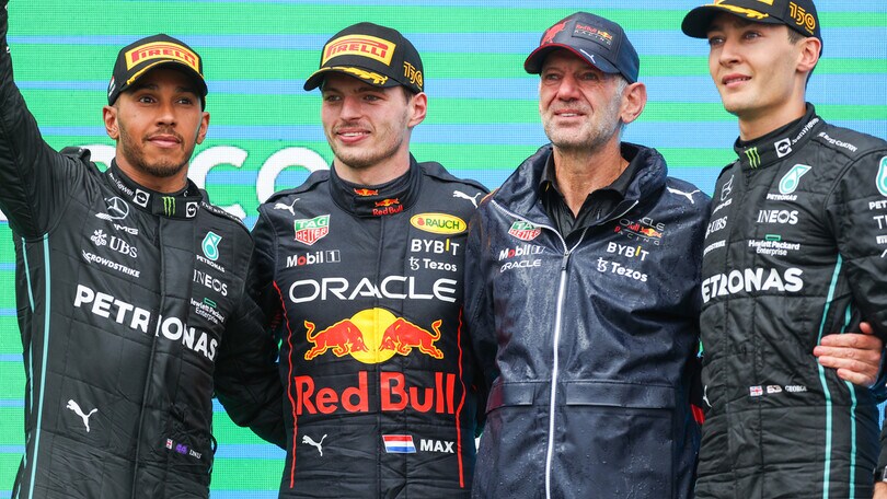 F1 Ungheria: vince Verstappen, Leclerc penalizzato dalla strategia