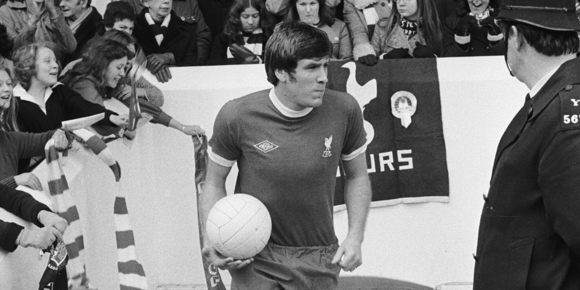 Emlyn Hughes, la leggenda del Liverpool alla corte di Shankly e Paisley