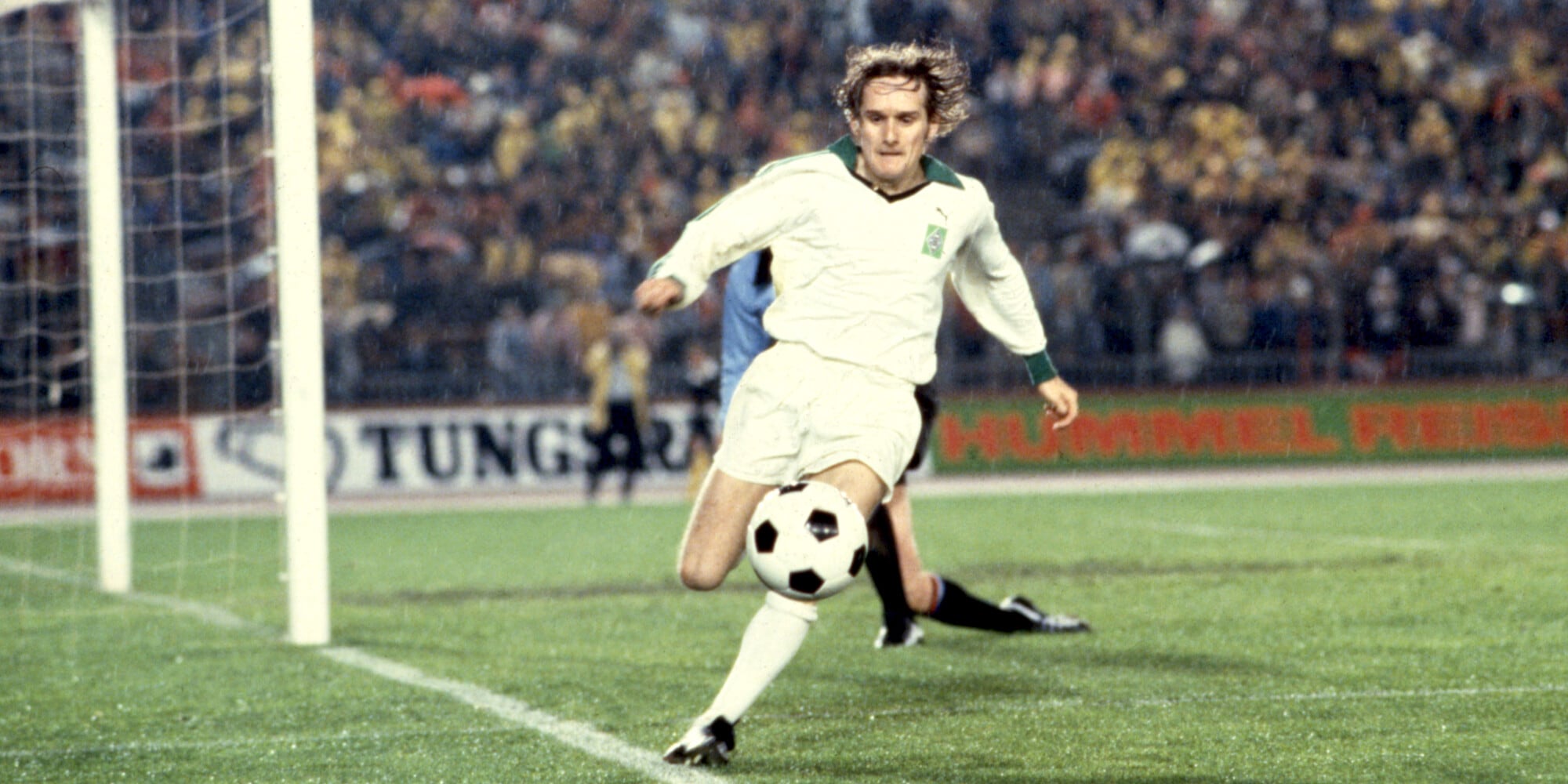 Simonsen, da Vejle al Pallone d'Oro vinto col Gladbach fino al Barça
