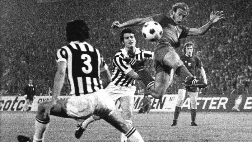 Ajax-Juve, il canto del cigno del calcio totale