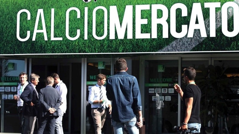 Calciomercato, dal Gallia all’Hilton: le sedi che hanno fatto la storia