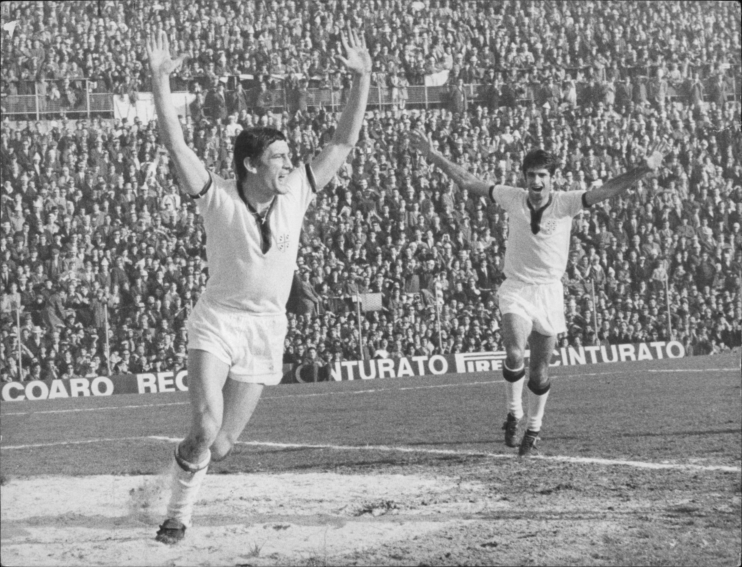 Gigi Riva, addio alla più grande leggenda del nostro calcio