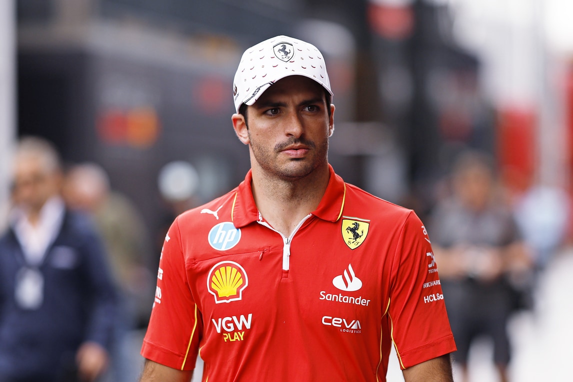 Carlos Sainz e le offerte Audi, Williams e Alpine