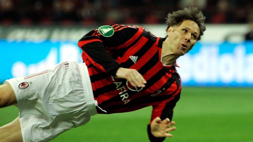 Marco Van Basten, il Leonardo da Vinci del calcio