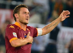 Totti e la vigilanza di Roma