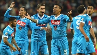 Napoli, lezione a domicilio e pensiero stupendo