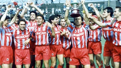 Leggende di provincia / Luigi Gualco