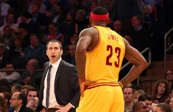 Il pubblico paga per LeBron James