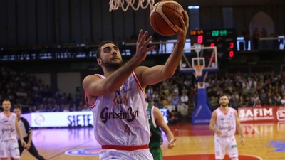 Aradori e l'insulto così per sport (Guerin Basket)