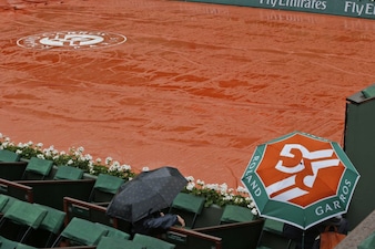 Roland Garros, i puristi dell'ultimo Slam senza tetto