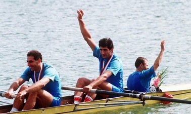 Pagine Olimpiche: Peppiniello guarda il blu