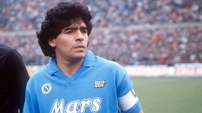 Napoli, un giocatore per ogni decennio