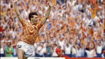 Van Basten e il calcio senza fuorigioco