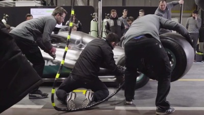 F1 2017: Mercedes testa il pit stop