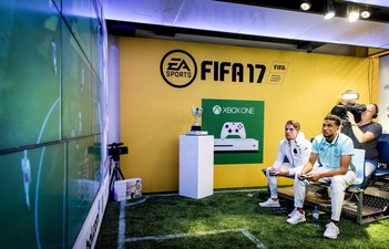 FIFA e PES 2018, Clasico da eSports