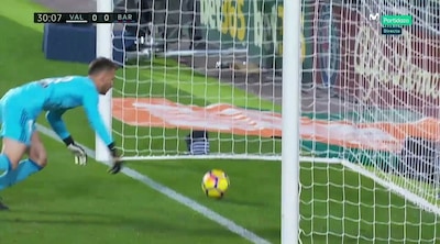 Messi, clamoroso gol non visto