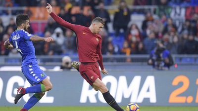 Dzeko e Schick non si sbloccano: la Roma frena con il Sassuolo