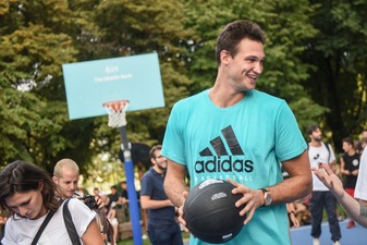 Sulla schiena di Gallinari