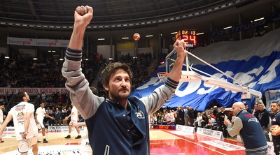 La faccia di Pozzecco