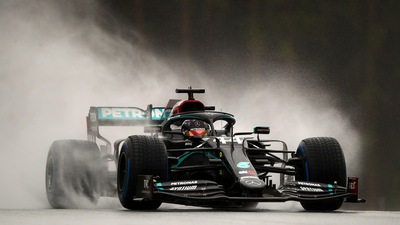 F1, qualifiche Stiria: Hamilton mattatore sul bagnato, Ferrari in difficoltà