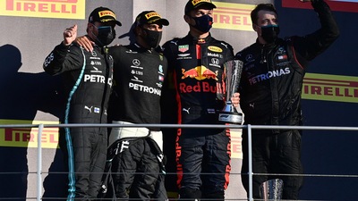 F1 Mugello: la novantesima vittoria di Hamilton e il primo podio di Albon