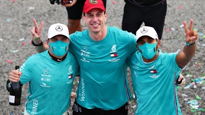 Mercedes e il settimo titolo costruttori consecutivo