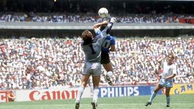 Maradona vs Inghilterra, due gol per la leggenda