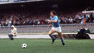 Beppe Savoldi, un grande bomber per Atalanta, Bologna e Napoli