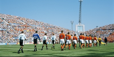 Olanda-Argentina, una perla di Bergkamp per la semifinale col Brasile