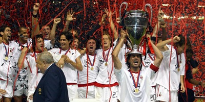 Juve-Milan 2-3, quando Maldini alzò la Champions League al cielo di Manchester