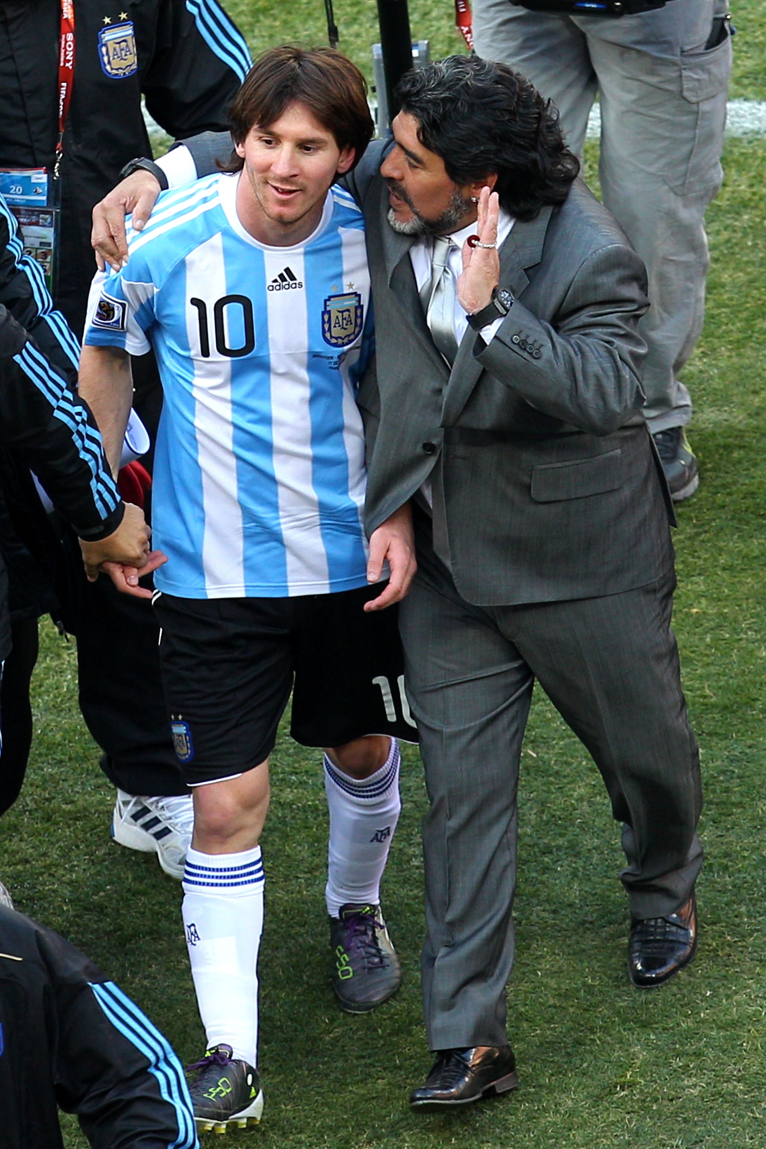 Diego Armando Maradona e Lionel Messi