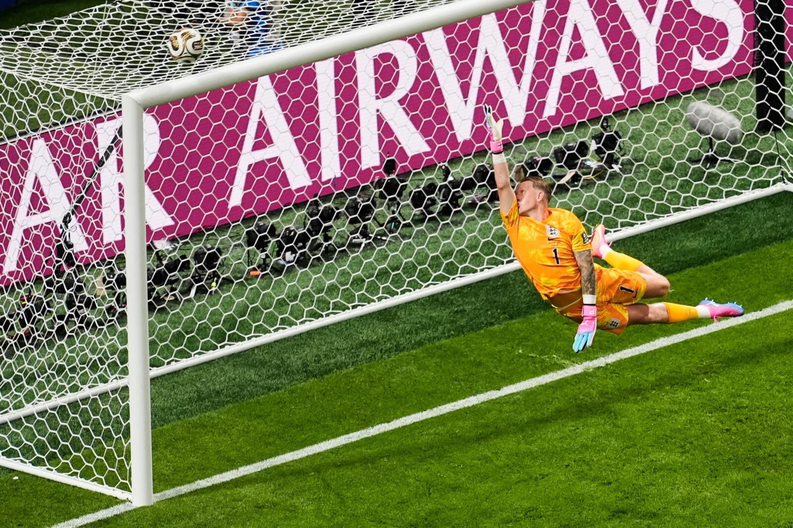 Inghilterra-Argentina 1-2: il film della seconda semifinale dei Mondiali 2026